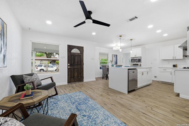 551 Merritt, San Antonio, TX 78227