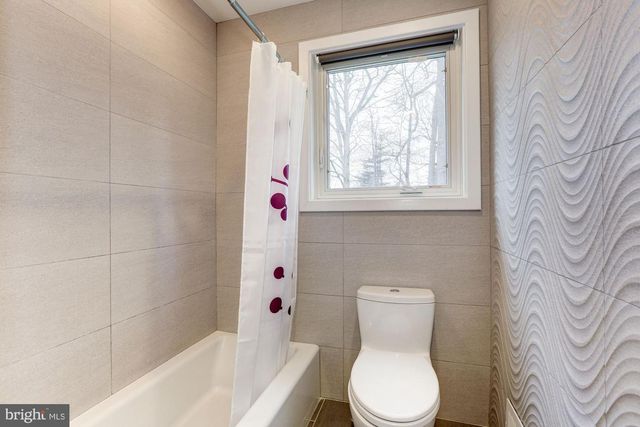 9718 HOLMHURST RD, Bethesda, MD 20817