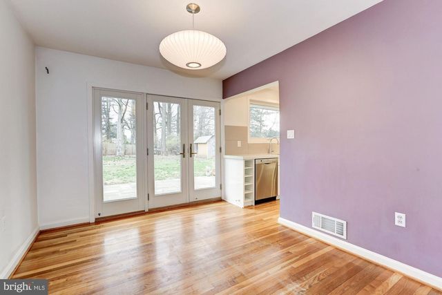 9718 HOLMHURST RD, Bethesda, MD 20817