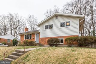 9718 HOLMHURST RD, Bethesda, MD 20817