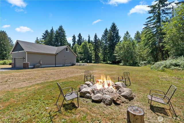 15208 250th Street E, Graham, WA 98338