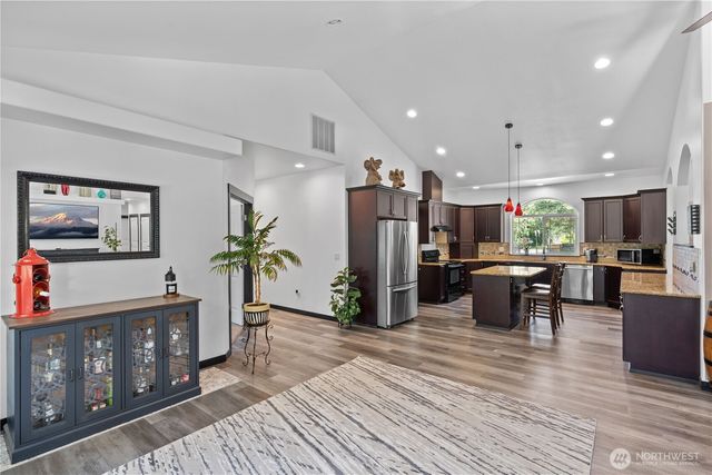 15208 250th Street E, Graham, WA 98338