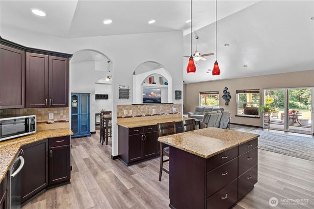 15208 250th Street E, Graham, WA 98338