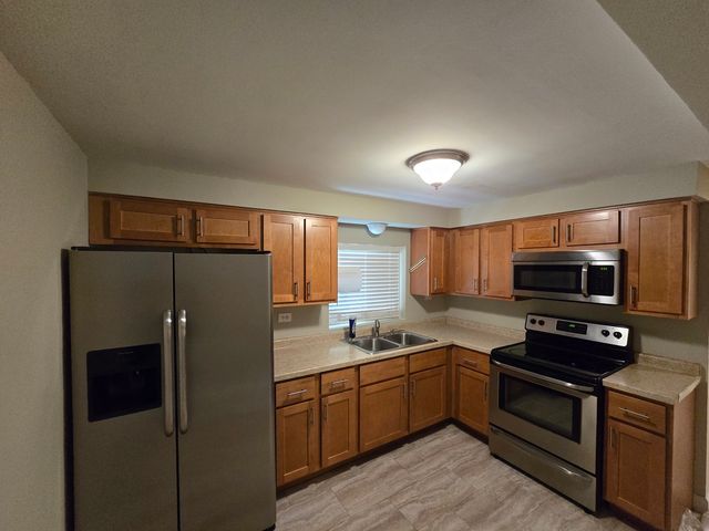 1324 Maple Avenue 1, Berwyn, IL 60402