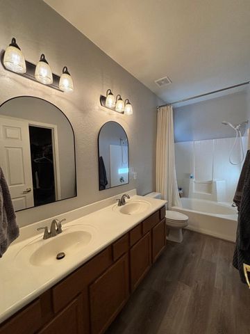 948 E SAVANNAH Drive, Chandler, AZ 85225