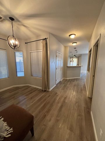 948 E SAVANNAH Drive, Chandler, AZ 85225