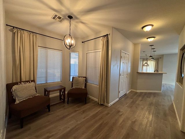 948 E SAVANNAH Drive, Chandler, AZ 85225