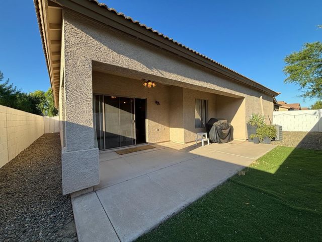948 E SAVANNAH Drive, Chandler, AZ 85225