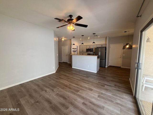 948 E SAVANNAH Drive, Chandler, AZ 85225
