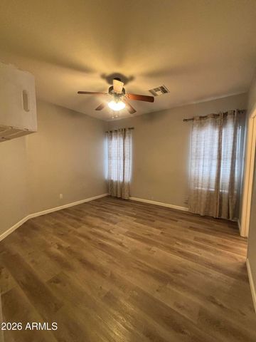 948 E SAVANNAH Drive, Chandler, AZ 85225
