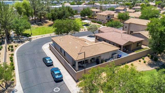 948 E SAVANNAH Drive, Chandler, AZ 85225