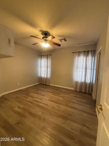 948 E SAVANNAH Drive, Chandler, AZ 85225