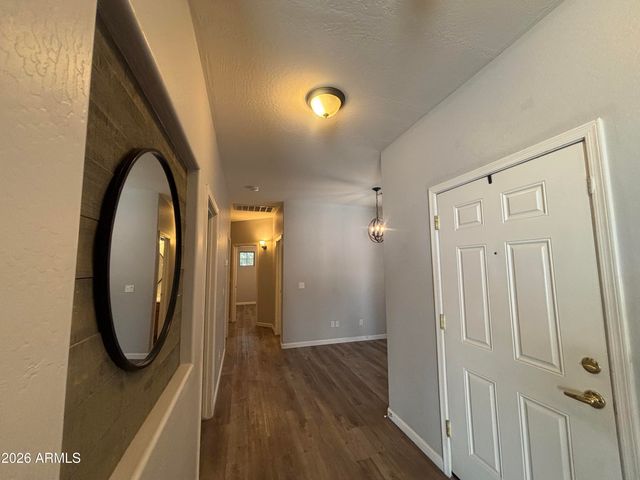 948 E SAVANNAH Drive, Chandler, AZ 85225