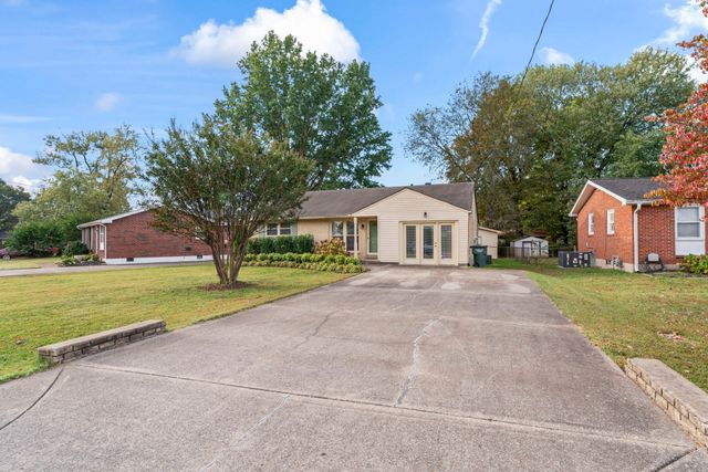 6016 Baltic Dr, Hermitage, TN 37076