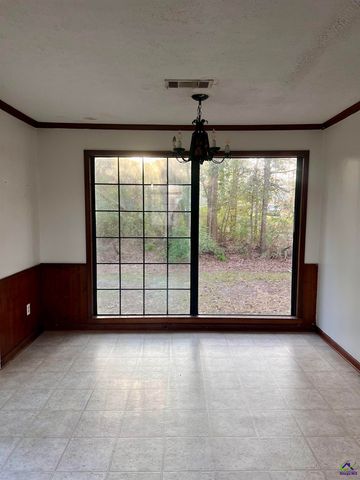 150 WP Lowery Road, Eastman, GA 31023