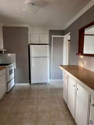 150 WP Lowery Road, Eastman, GA 31023