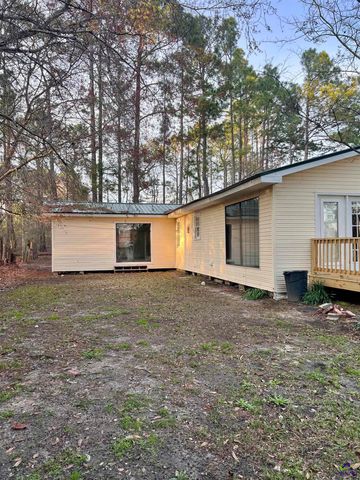 150 WP Lowery Road, Eastman, GA 31023