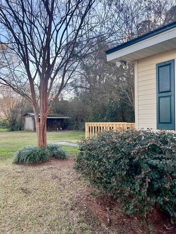 150 WP Lowery Road, Eastman, GA 31023