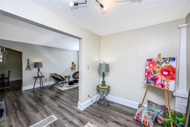 1292 Diagonal Road, Akron, OH 44307