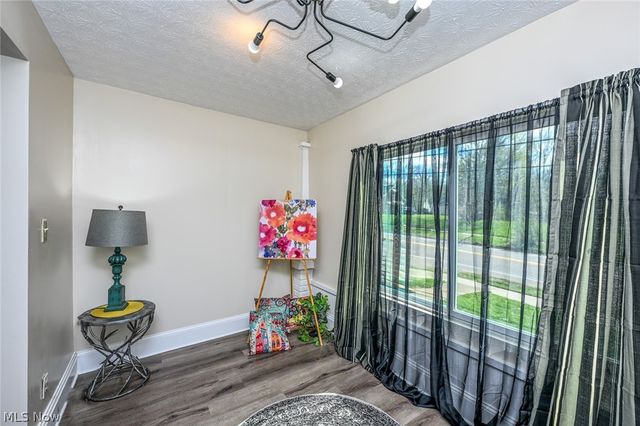 1292 Diagonal Road, Akron, OH 44307