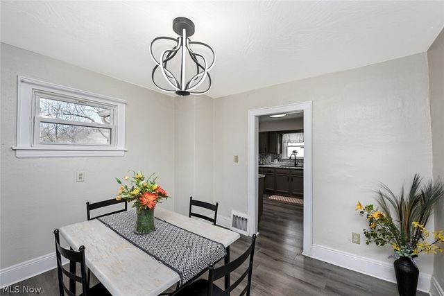 1292 Diagonal Road, Akron, OH 44307