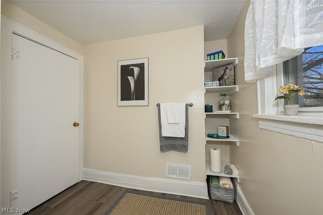 1292 Diagonal Road, Akron, OH 44307