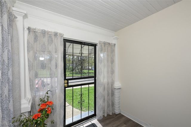 1292 Diagonal Road, Akron, OH 44307