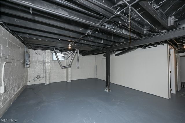 1292 Diagonal Road, Akron, OH 44307