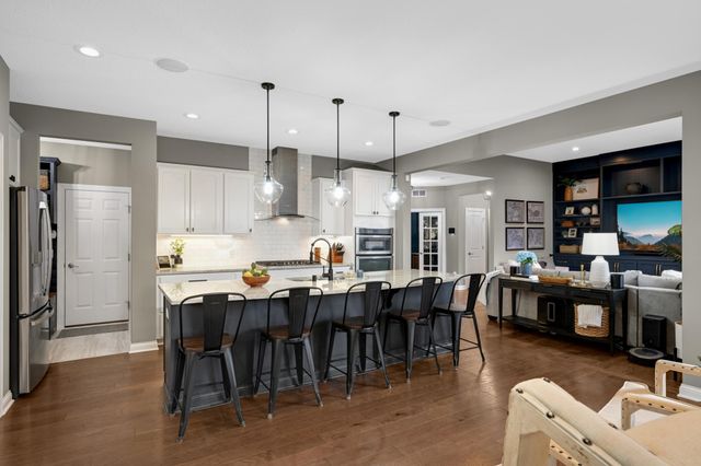 9195 Lakeside Drive, Victoria, MN 55386