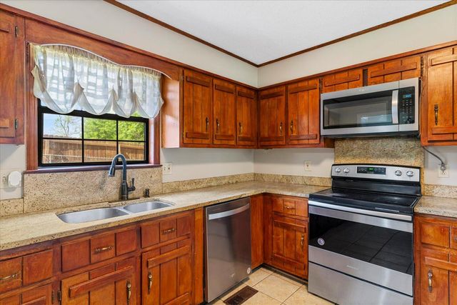 1921 Tibbs Terrace, Dalton, GA 30720