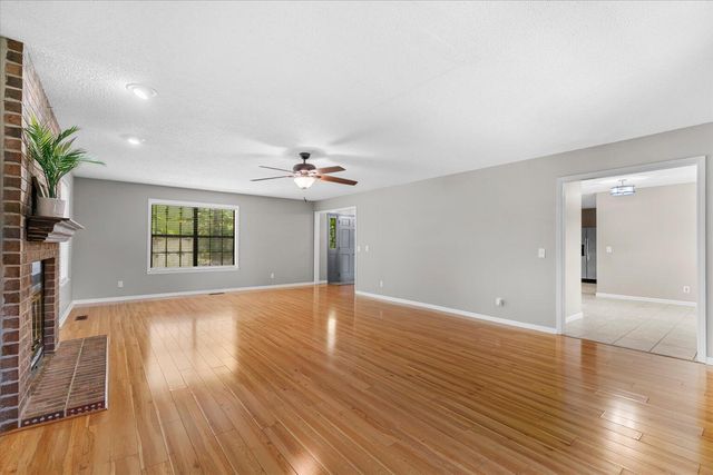 1921 Tibbs Terrace, Dalton, GA 30720