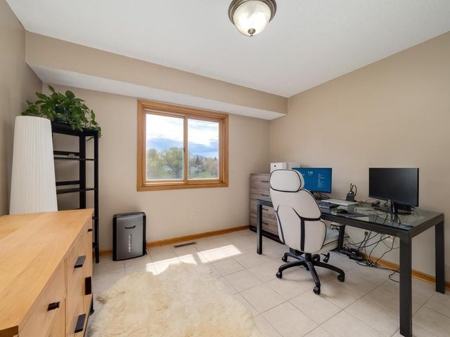 17601 Evener Way, Eden Prairie, MN 55346