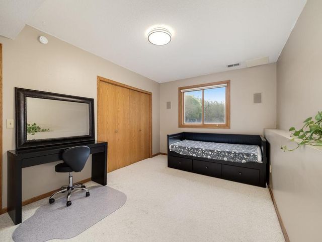 17601 Evener Way, Eden Prairie, MN 55346