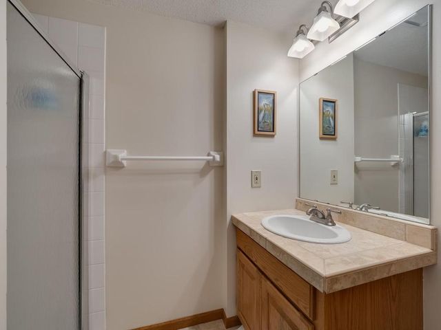 17601 Evener Way, Eden Prairie, MN 55346