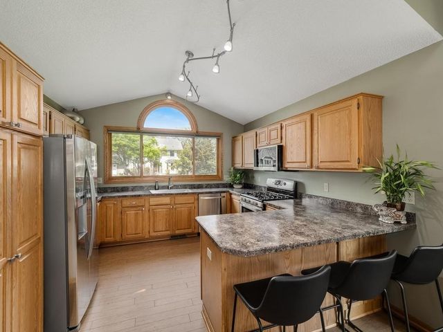 17601 Evener Way, Eden Prairie, MN 55346