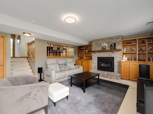 17601 Evener Way, Eden Prairie, MN 55346