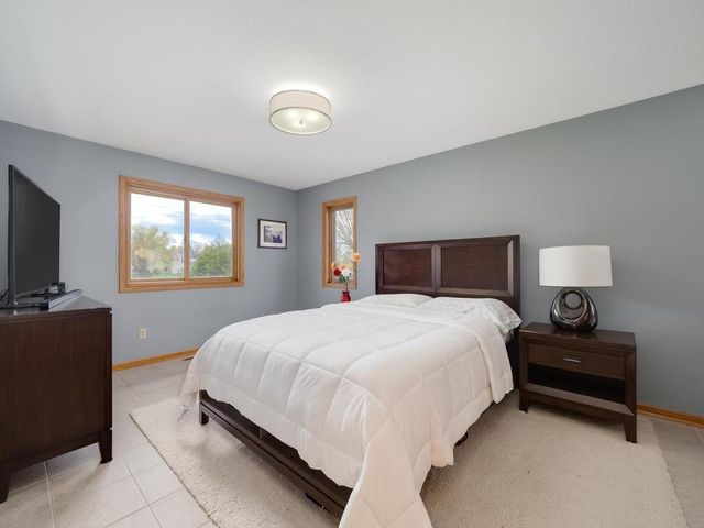 17601 Evener Way, Eden Prairie, MN 55346
