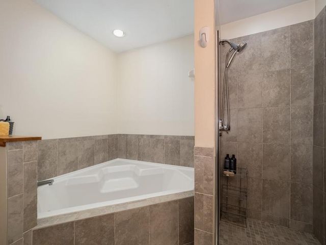 17601 Evener Way, Eden Prairie, MN 55346