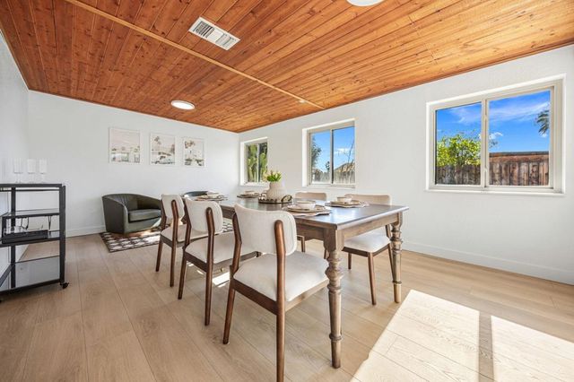 77125 Indiana Avenue, Palm Desert, CA 92211