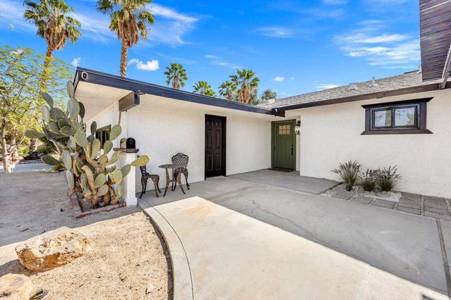 77125 Indiana Avenue, Palm Desert, CA 92211