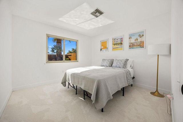 77125 Indiana Avenue, Palm Desert, CA 92211