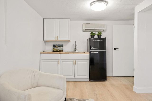 77125 Indiana Avenue, Palm Desert, CA 92211