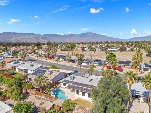 77125 Indiana Avenue, Palm Desert, CA 92211