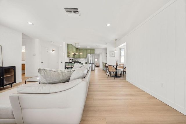 77125 Indiana Avenue, Palm Desert, CA 92211