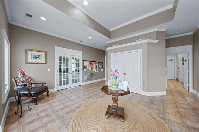 7127 Meadow View Street, Shawnee, KS 66227
