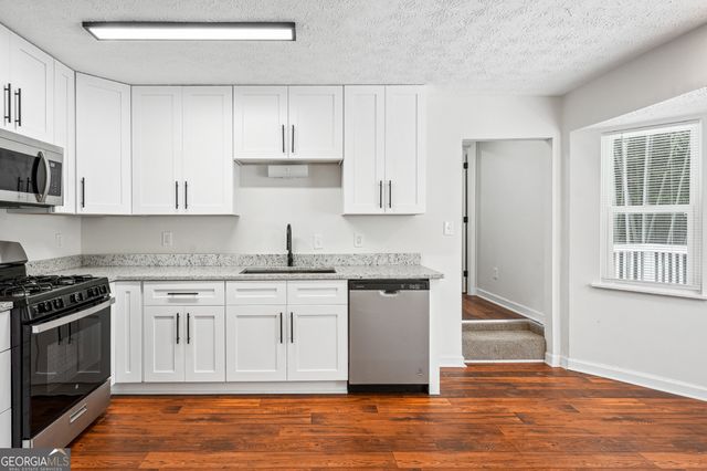 3688 Burnley Court, Lithonia, GA 30038
