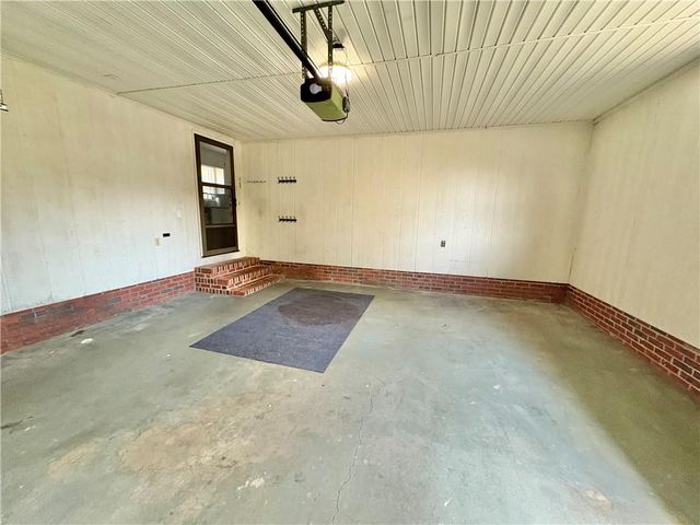 213 Oxmoor Drive, Anderson, SC 29625