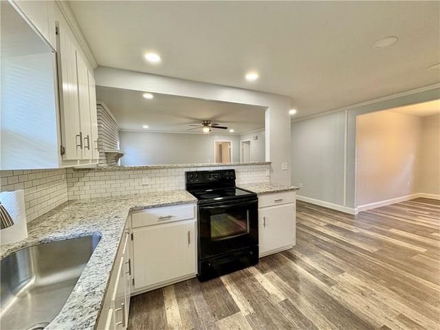 213 Oxmoor Drive, Anderson, SC 29625