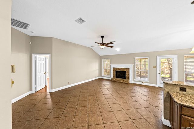 4011 LEGEND RANCH DR, San Antonio, TX 78230