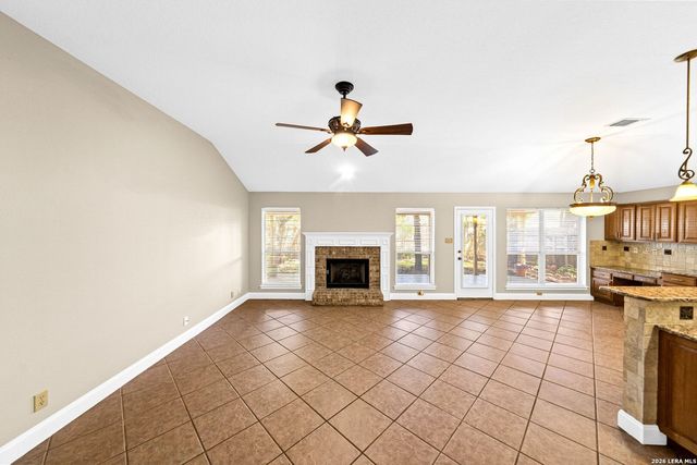 4011 LEGEND RANCH DR, San Antonio, TX 78230